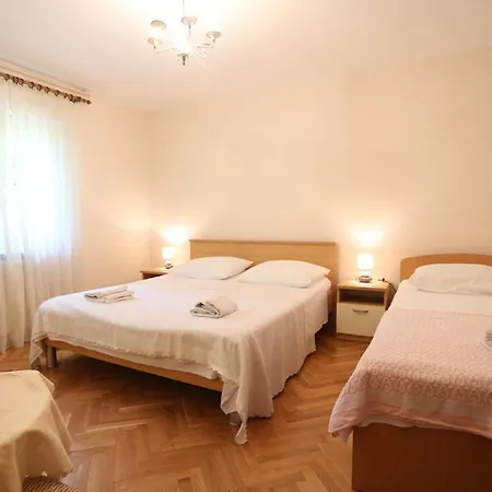 Slavica Apartment *