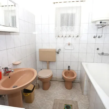 Apartment Slavica *